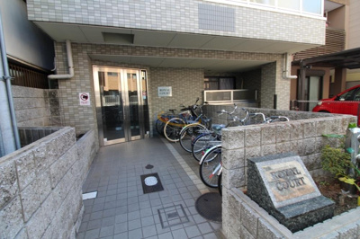 【駐車場】 | ロイヤルコート