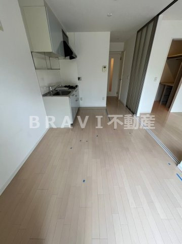 アリス・マナーガーデン谷町　BRAVI不動産の居間・リビング|【アリス・マナーガーデン谷町】ゆったり過ごせる居間です