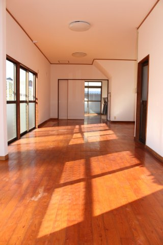 都城市志比田町の中古一戸建の洋室