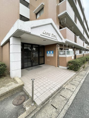 【エントランス】 | ルナパーク