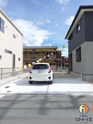 新築住宅)サンコート八女市納楚の駐車場