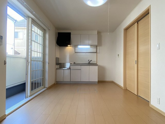 ブラッセルの103賃貸 全居室収納 洗髪洗面化粧台 It重説 対応物件 シャッター 洗面台 柏原市のアルクホーム