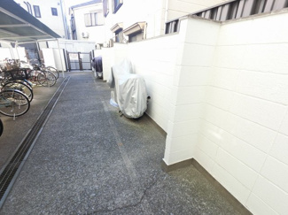 【その他共用部分】 | バイク置場です。