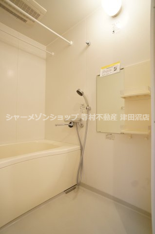 レジデンス津田沼Ａの浴室