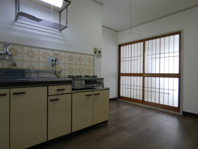 【居間・リビング】 | コーポイン長居A棟