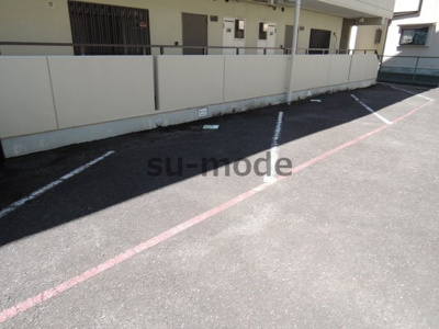 【駐車場】 | バーンフリート真上