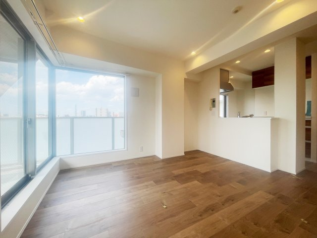 【外観】 | ビューキャニオンお花茶屋 | ■新規内装フルリノベーション／2022年6月3日完成！
■3方角部屋／ルーフバルコニー付／ペット犬猫飼育可！
■LDコーナーサッシにつき開放感あり！楽器演奏可！