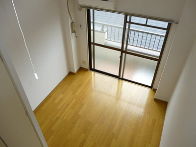 【居間・リビング】 | インターファーストビル