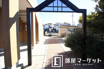 【エントランス】 | ｌａ　ｍａｉｓｏｎ　ｄｅ　ｆｅｌｉｃｅ