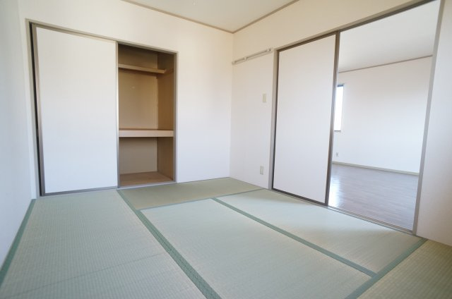 ピーチ宝塚の和室|参考、同建物・反転間取りの号室