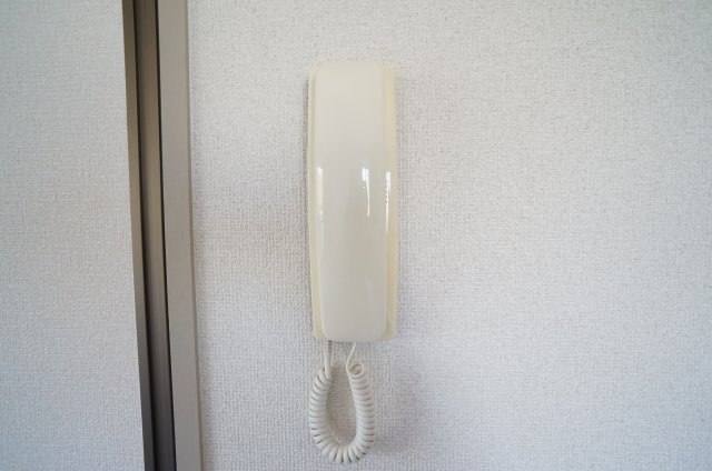 ピーチ宝塚の設備|インターホンです
参考、同建物・反転間取りの号室