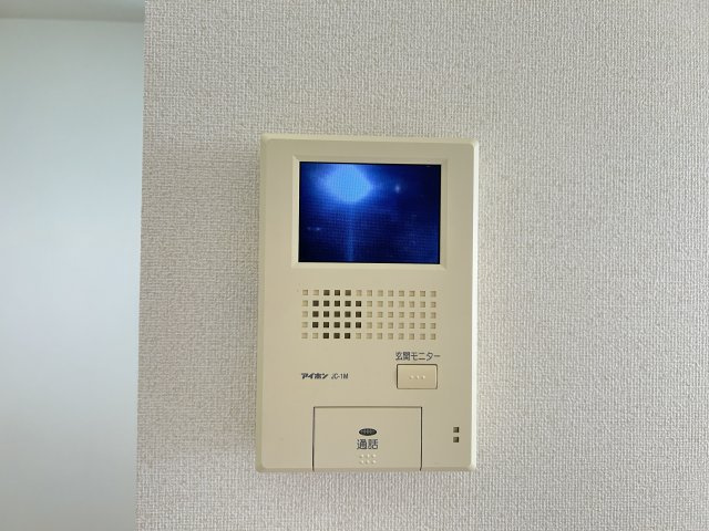 メゾン　ラ　パヴィエ　A棟のセキュリティ