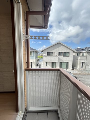 メゾン　ラ　パヴィエ　A棟のバルコニー