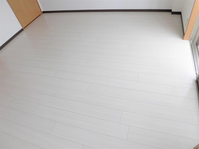 コモハウスARUGOの洋室