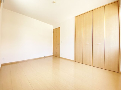 【寝室】 | エリシオン日高 E棟