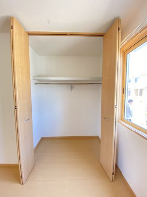 【収納】 | エリシオン日高 E棟