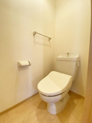 【トイレ】 | エリシオン日高 E棟