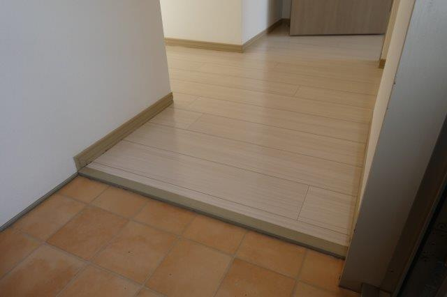 セジュールステアAの玄関