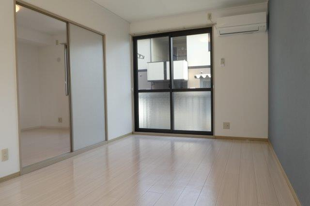 セジュールステアAの居間・リビング