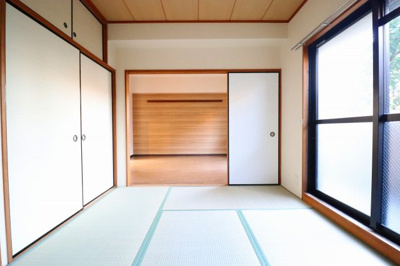 【寝室】 | フルール鶴見緑地