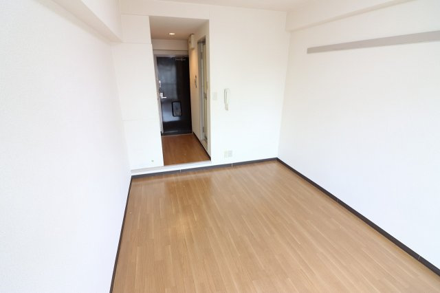 【洋室】 | シャトー辰巳