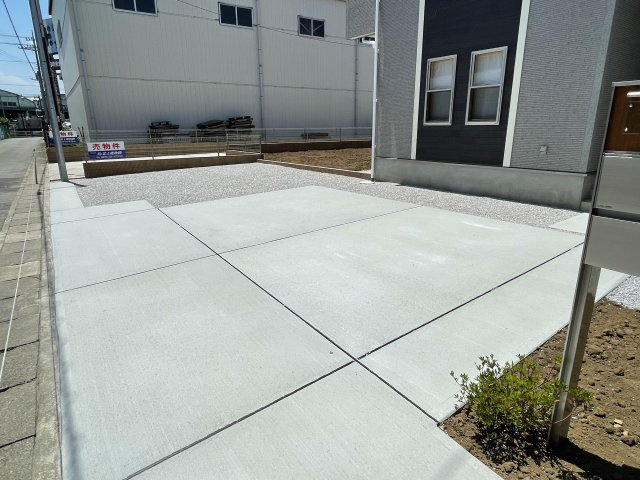 藤岡市藤岡東栄2期（全2棟）2号棟の駐車場|駐車場です