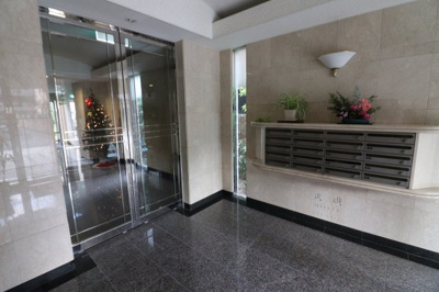 【ロビー】 | シェモア鶴見緑地