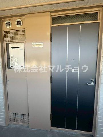 シーサイドMoritaの玄関|明るい玄関です