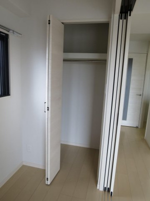 【収納】 | ルブラン箱崎(ルブランハコザキ) | 別号室の写真になります。現況優先。