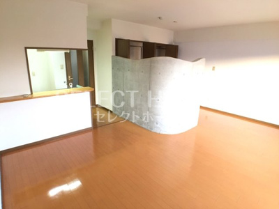 【居間・リビング】 | スカイコートマーヴィアイ | 使いやすいリビングです