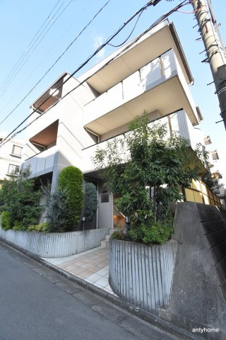 カルム香川Ⅴ　仲介手数料無料の外観