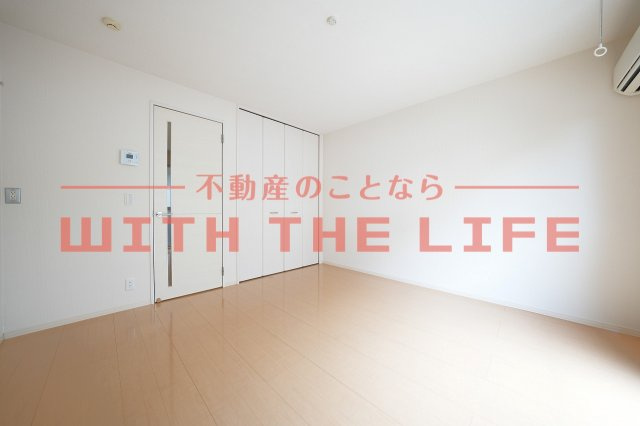 カトルセ【10，000円キャッシュバック対象物件】の居間・リビング|使いやすいリビングです