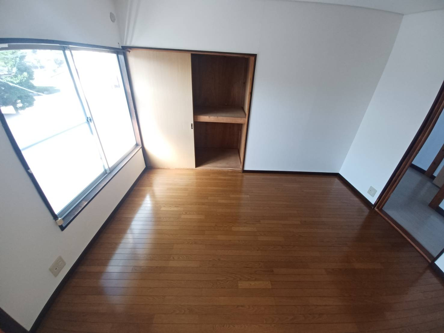 赤津　善宣戸建Ⅱの居間・リビング