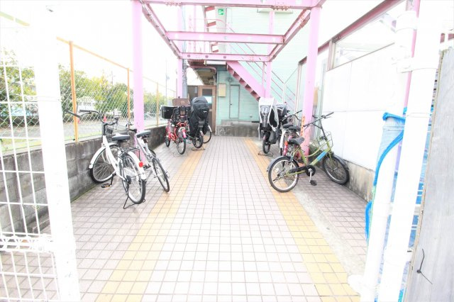 【その他共用部分】 | クリスタル通り　弐番館 | 駐輪場