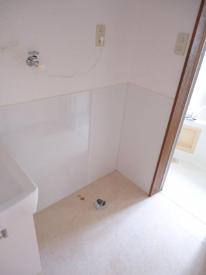 【その他】 | コーポ赤木B | 室内洗濯機置場　※反転・イメージ使用