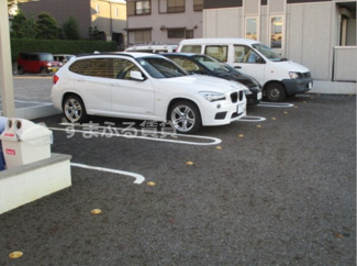 【駐車場】