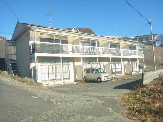 三崎ハイツの外観