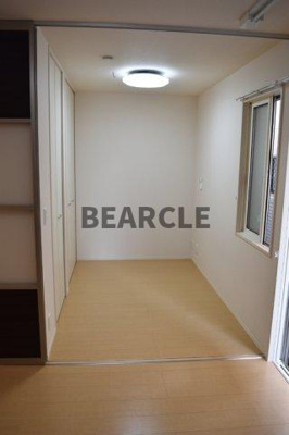 【寝室】 | カーサ京町 | 落ち着いて過ごせるお部屋なので、寝室にいかがでしょうか