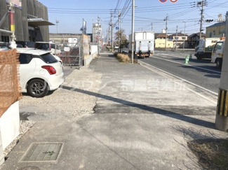 【駐車場】