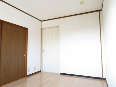 【洋室】 | グリーンビラ福 | 南東洋室