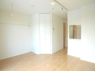 【居間・リビング】 | ハッピークローバーＢ棟