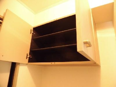 セジュールMAKOTOの内装|玄関・棚