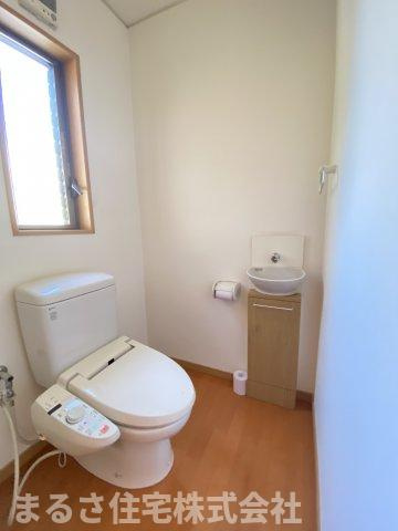 大塚町権現前　中古戸建のトイレ