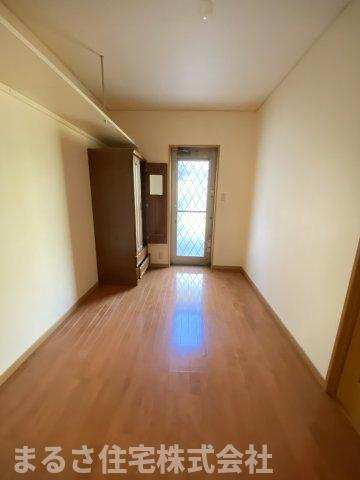 大塚町権現前　中古戸建の収納