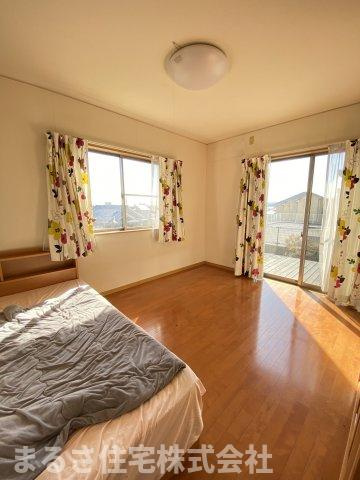 大塚町権現前　中古戸建の洋室