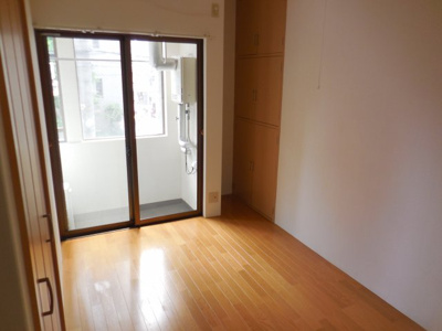 【寝室】 | エルパラッツォ塚本