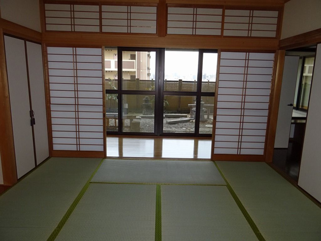 【和室】 | カルム箱崎東Ⅱ | 和室ならではの温かな和の空間で寛ぎの時間を過ごせます