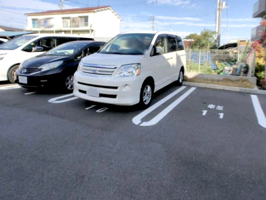 コンフォートキューブの駐車場