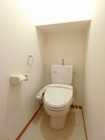 カーサロイヤル福生のトイレ