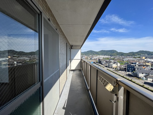 グランパレスパゴダのバルコニー|開放的で明るい空間を演出してくれるバルコニーです